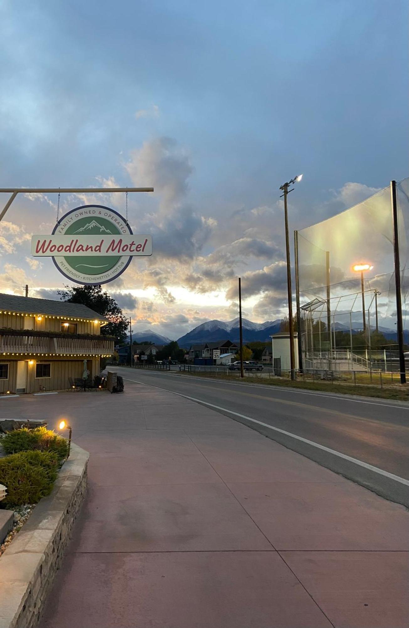 Woodland Motel Salida Ngoại thất bức ảnh